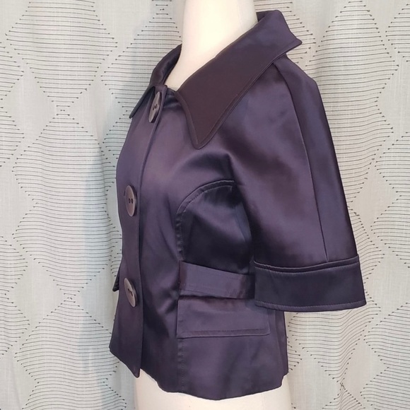 PEPPE PELUSO ~ Fabulous Cropped Plum Jacket with Oversized Buttons ~ Size Small - Picture 2 of 6
